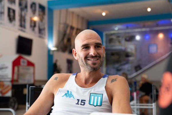 "Licha":  "Chacho tuvo sus razones pero estábamos a mitad de campeonato y hubiese estado bueno que lo termine".