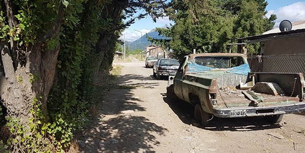 El Municipio otorga un plazo de diez días para despejar la vía pública.