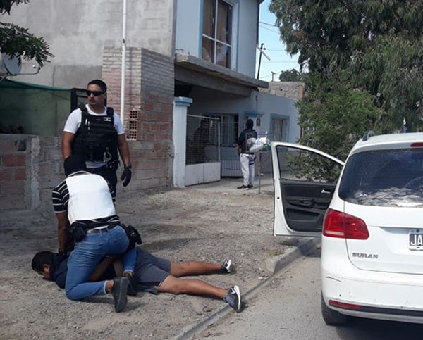 Un cuarto sujeto involucrado en el homicidio está siendo buscado.