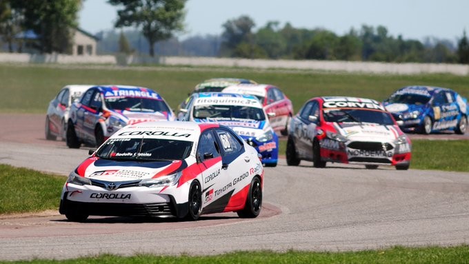 Julián Santero y el Toyota, dominaron la Clase 3 a voluntad en La Plata.
