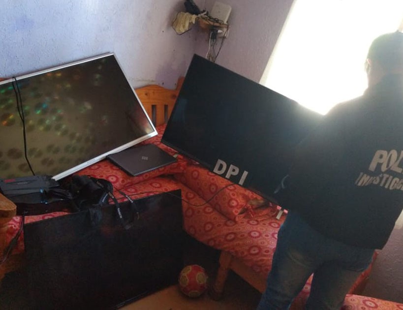 Encontraron televisores y una computadora portátil robadas