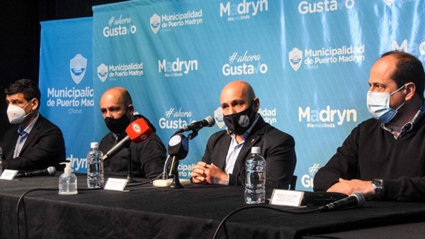 Gustavo Sastre detalla las restricciones de actividades y de circulación.