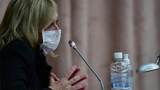 Diputada, Rossana Artero.