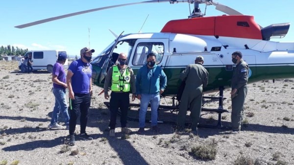Un helicóptero peinó cerca de 20 millas por la zona de Talagapa.