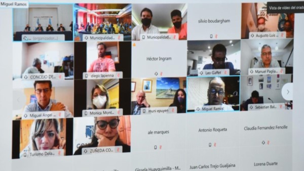 La videoconferencia que se llevó a cabo con los intendentes por el plan para la apertura comarcal.