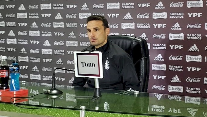 Scaloni dijo en conferencia que "Argentina hizo un gol más que Paraguay".