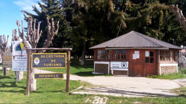  Quienes arriben a Río Pico, deberán completar una declaración jurada en la oficina de Turismo.