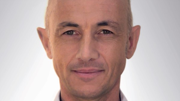 Fernando Cotillo, el intendente de la ciudad de Caleta Olivia.