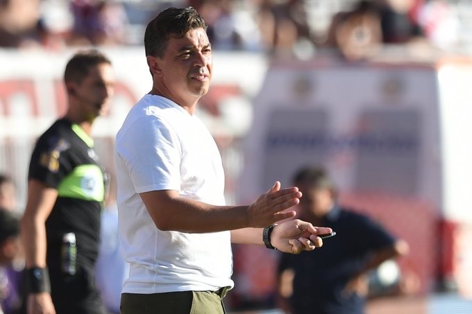 Se aguarda la evolución favorable sin intervención quirúrgica.