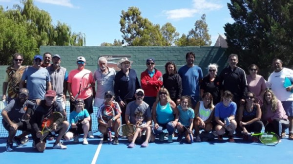 El sábado, se disputó el primer americano de Tenis, con la participación de mas de 24 inscriptos.  