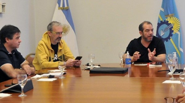 El ministro de Gobierno José María Grazzini aseguró que quien aumente precios será multado. 