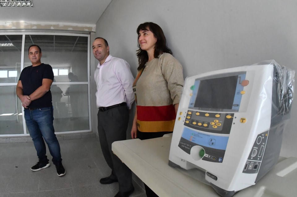 Ayer, se recibieron camas, equipamiento, telas y aportes para comprar insumos para la terapia intesiva