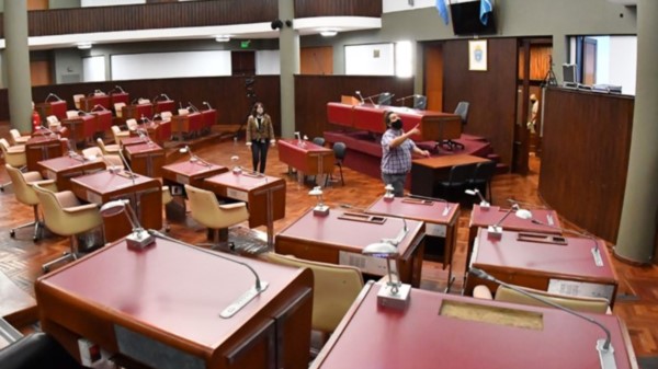 Todo listo. El recinto se dejó ayer en condiciones para que los diputados puedan retomar la actividad.