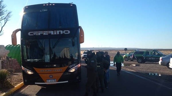 Vigilados. Gendarmería colabora a diario en este tipo de controles.
