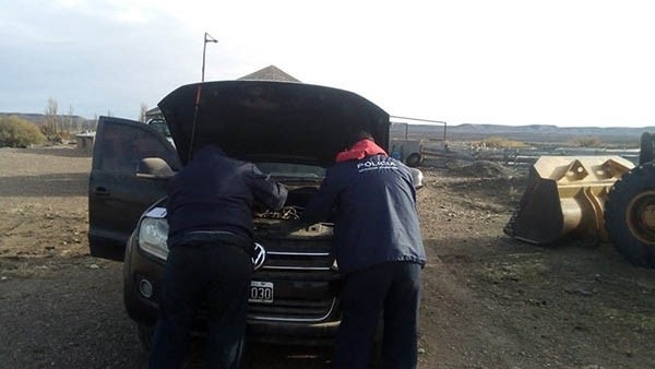La camioneta Amarok fue incautada en una estancia de Garayalde.