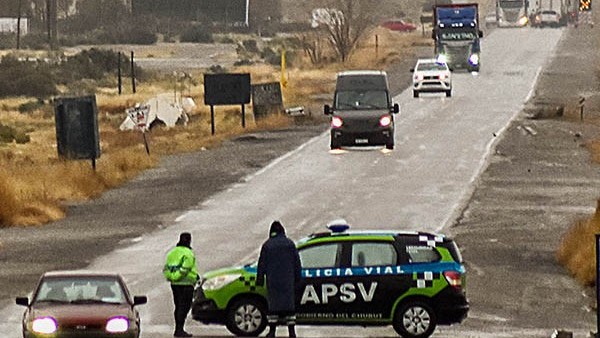 Ruta 3. El tramo Comodoro-Trelew, sólo para vehículos 4x4 y camiones.