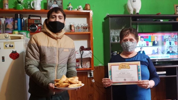 Aurelia San Martín del Bº Gregorio Mayo ganó con receta tradicional.