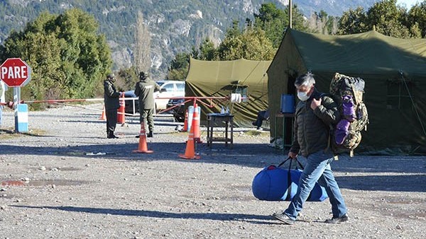 Exitoso operativo para atender un listado de más de 40 compatriotas.