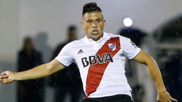 El colombiano aún no selló su pase al equipo de China, Shenzhen. Si no se soluciona antes del sábado, el millonario no podrá agregar al lateral a la lista.