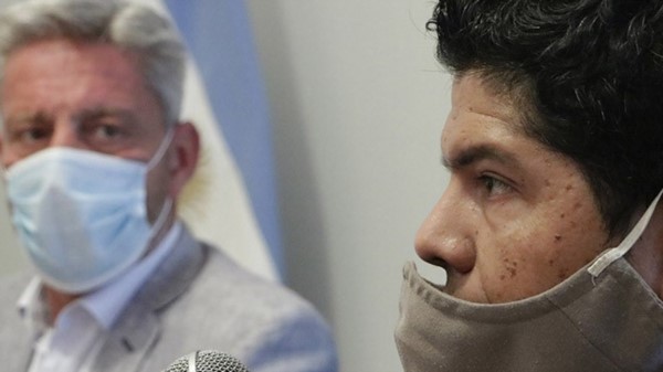 El gobernador Arcioni presidió la presentación.