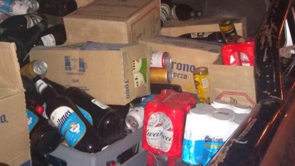 El megaprocedimiento policial se efectuó en cinco barrios de Trelew.
