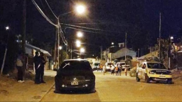El automóvil quedó secuestrado a disposición del Juzgado comunal de Faltas.