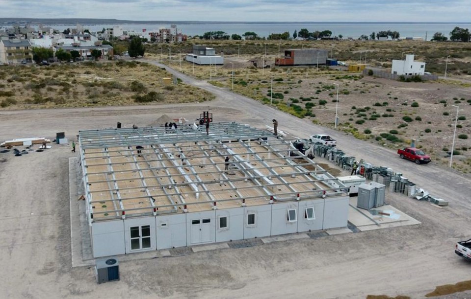 “pronto tendremos fortalecido el sistema sanitario de Madryn”, dijo Sastre.