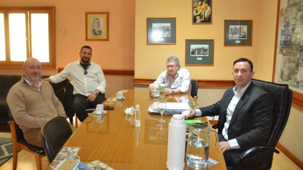 Encuentro. Los empresarios pidieron una ayuda del municipio.