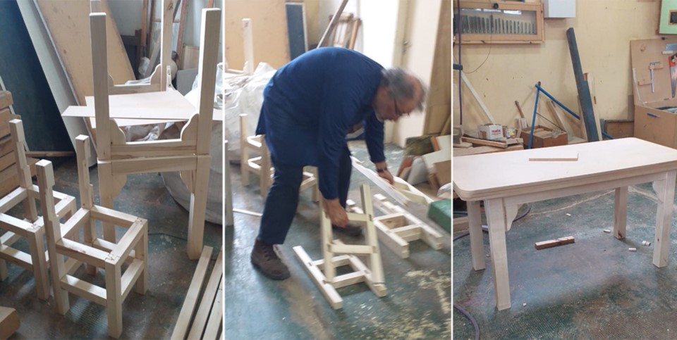 Trabajos en madera. Una postal de la confección de los mobiliarios que se realizó en el Arturo Roberts.