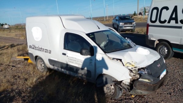 El hombre chocó a bordo de un utilitario y fue trasladado al Hospital .