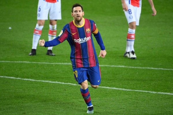 Messi convirtió dos golazos y encaminó la victoria del Barcelona.