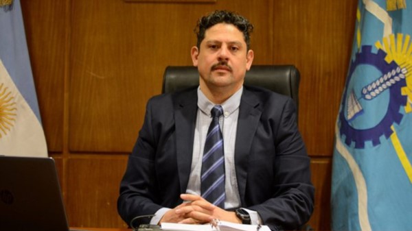 El subsecretario de Recursos y Servicios Auxiliares, Claudio Márquez.