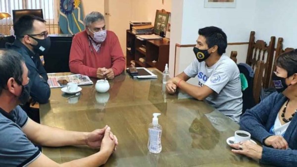 Las gestiones por aumentos de los empleados municipales de Esquel continúan desarrollándose.