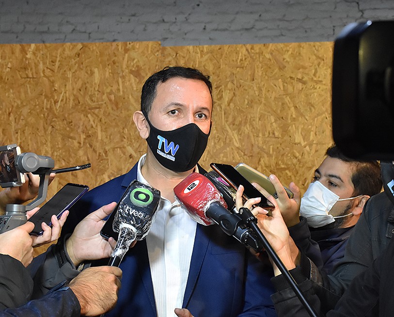Maderna confirmó que por el temporal hubo dos familias evacuadas.
