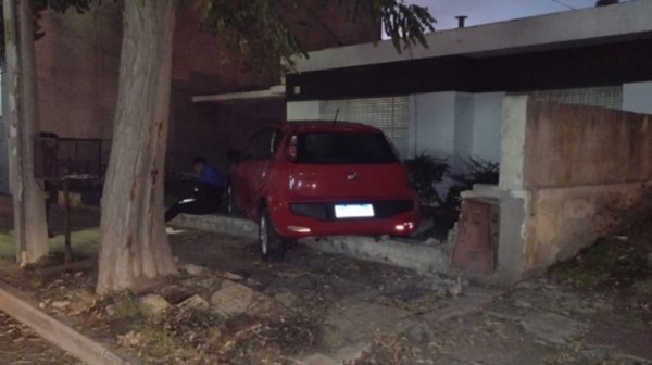 El accidente sucedió en la mañana de ayer en la calle 25 de Mayo.