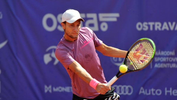 Olivo (207°) se quedó con el triunfo ante Robin Haase (204°) por 6-7(4) 7-5 6-4 y accedió a la segunda ronda de la qualy de Roland Garros.