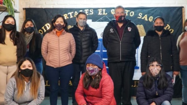 La Secretaría de Gestión Pública capacitó a los medios radiales en la comuna de Telsen.