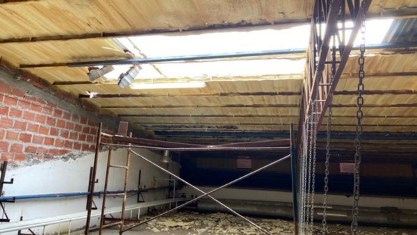 La caída del operario se produjo desde una altura de 3 metros y medio.