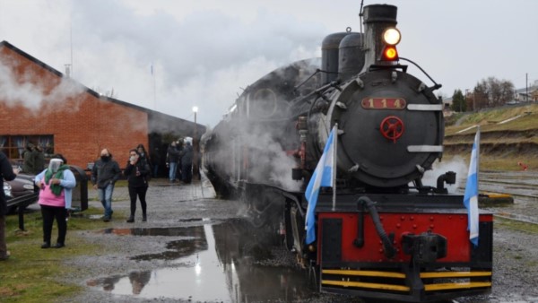 Bajo un estricto protocolo, volvió a funcionar el Viejo Expreso Patagónico, que tendrá frecuencias los martes, jueves y sábados.
