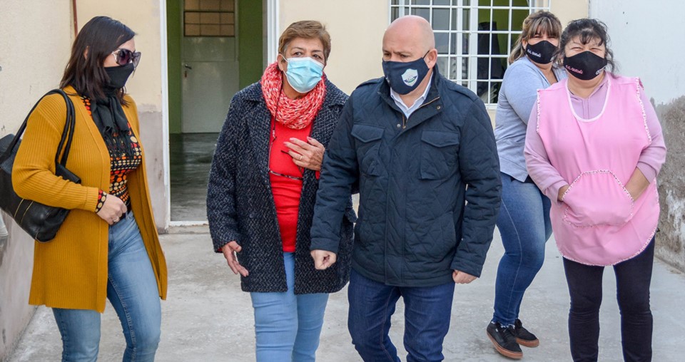 Sastre supervisó los avances de la creación del “Punto Digital” en el centro cultural “Quemú”.