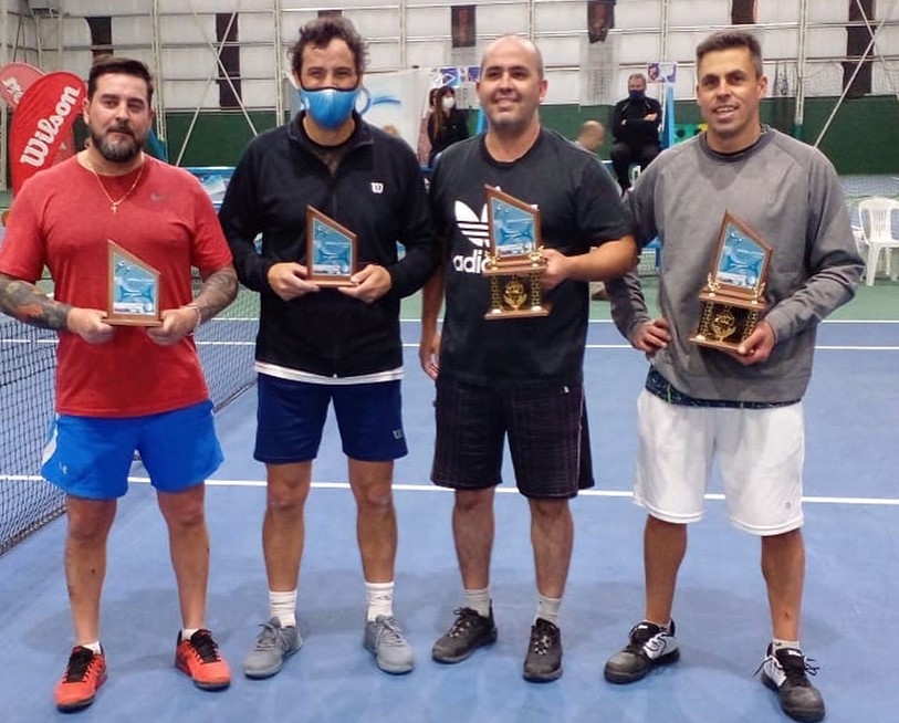 Los Finalistas de la 1ra categoría: Lassaga-Nogueira y Perino-Babino.
