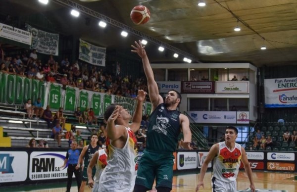 Mencia y Barreiro, con 18 puntos cada uno, goleadores en el ganador.