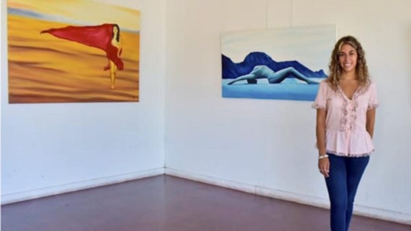 ‘La luz que refleja tus colores’, obra de Martina Barcia, una joven artista local que expone por primera vez.