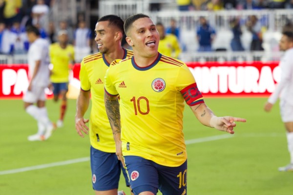 Juanfer marcó un gran gol y luego se retiró con una molestia en el amistoso de Colombia con Honduras.