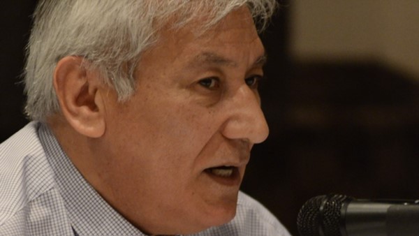 Duro. Béliz y sus definiciones políticas ante la Comisión Directiva. 
