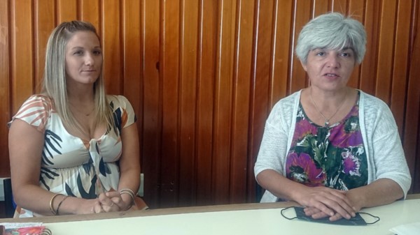Responsables. Álvarez Ferranti (izquierda) e Iralde explicaron cómo será el operativo en Chubut y los datos a tener en cuenta por los vecinos.  
