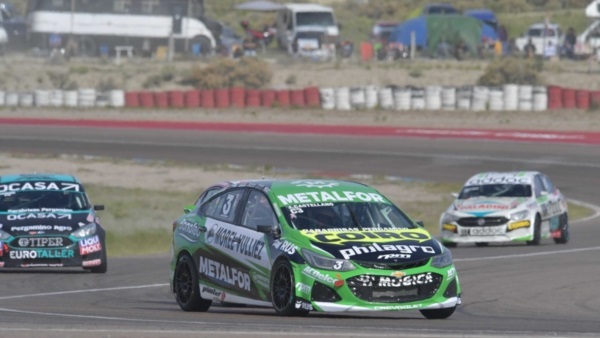 Castellao logró la pole position de la Clase 3 del Turismo Nacional en Trelew. (Foto: Daniel Feldman/Jornada).