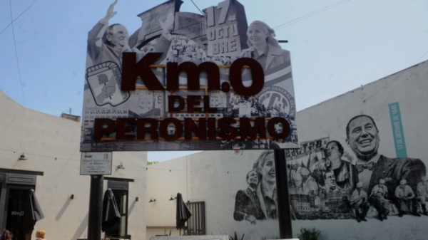 La ciudad bonaerense de Berisso se conoce como el "kilómetro cero del peronismo" desde el 17 de octubre de 1945.