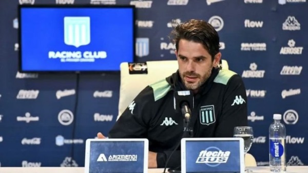 Empezó mal Gago el camino de la reconstrucción de Racing. Se mostró soberbio, enojado y fastidioso. 