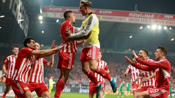 La 'Cenicienta' de la Bundesliga sigue con el sueño de hacer historia pura en el fútbol alemán.